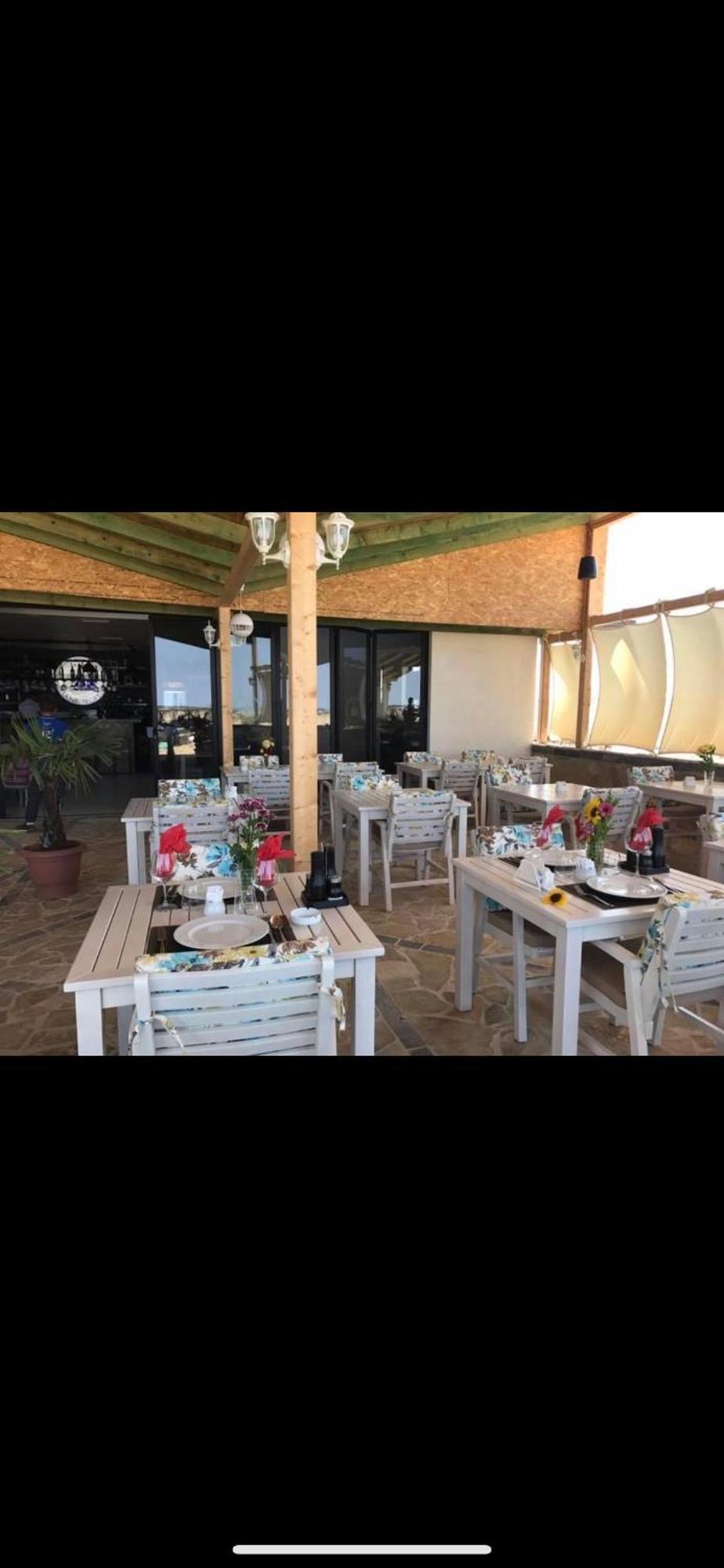 ホテル Saint Tropez Durres Bisht Kamez エクステリア 写真